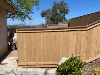 privacy wooden fence to secure backyard 